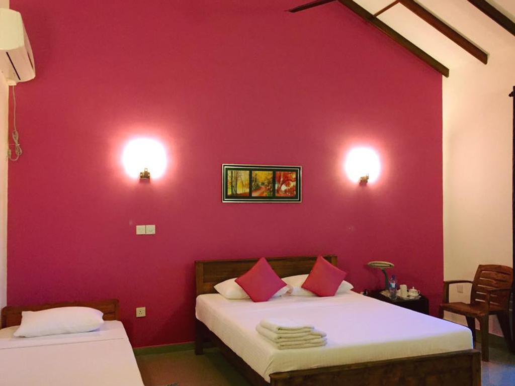 Ziegler Cottage Negombo Zimmer foto